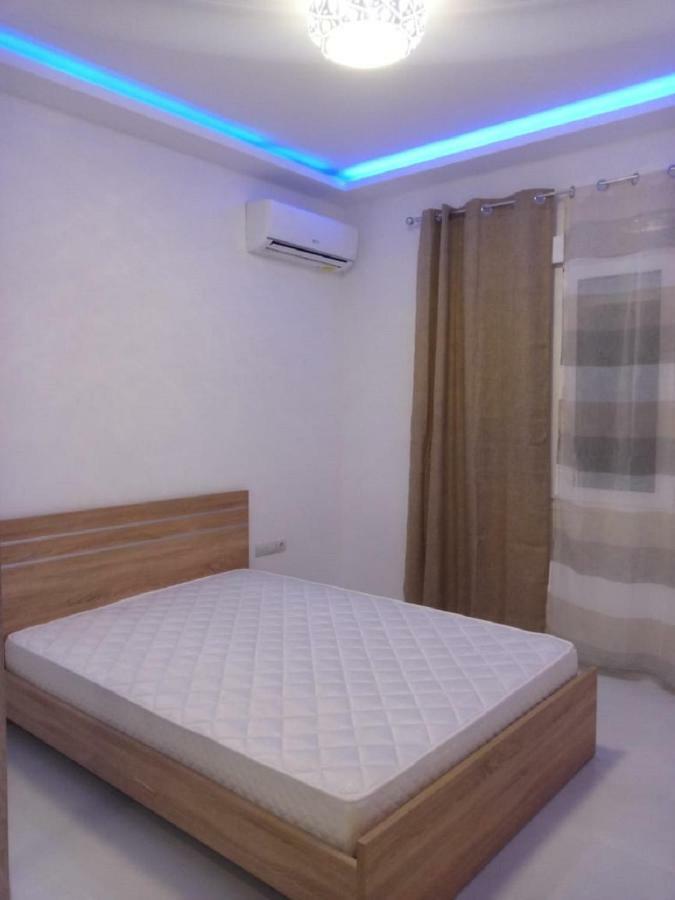 Luxury Apartment Next To The Sea Beach Athens Exterior photo